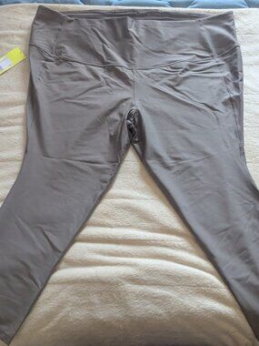 Target ALL IN MOTION 4X Dark Brown Activewear Pants